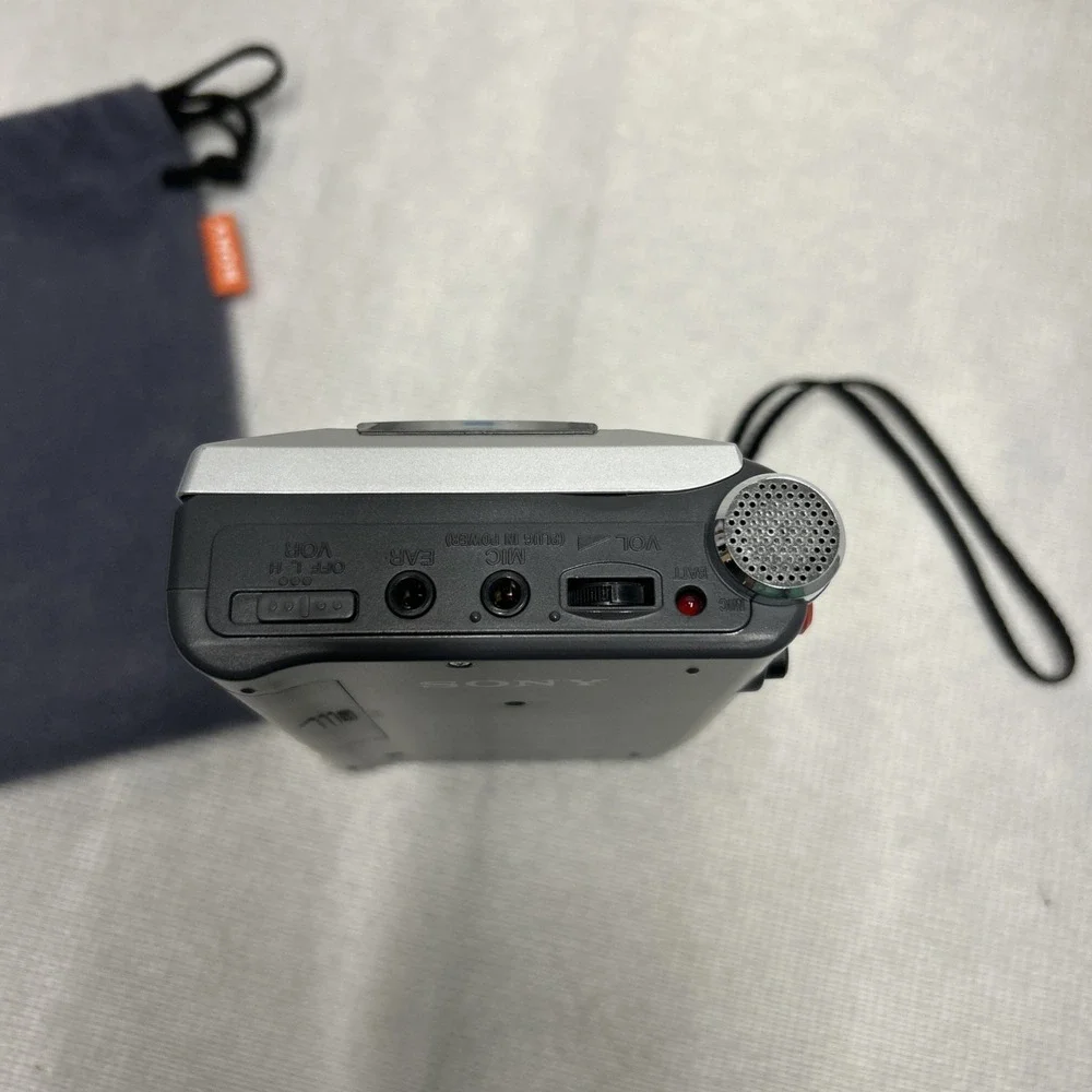 Sony TCM-200DV Handheld Cassette Recorder VOR for parts only